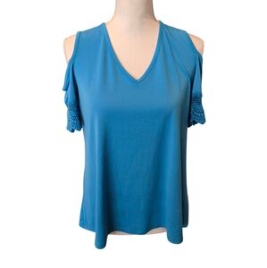 😁Womens Blue Cold Shoulder Blouse with Crochet Sleeves Size Small